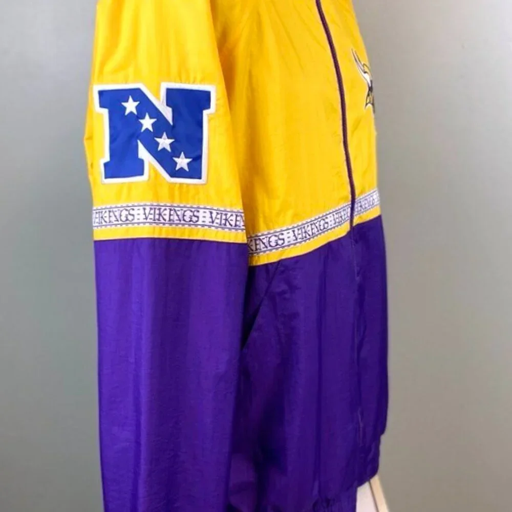 MINNESOTA VIKINGS High Detail Nylon Starter  Jacket LARGE_5